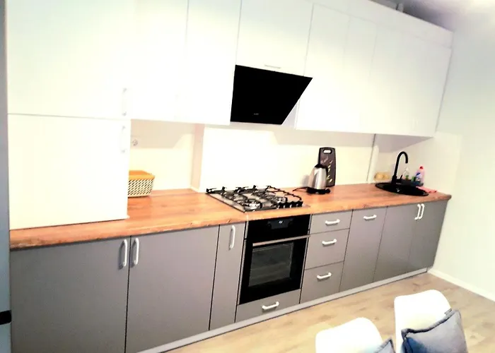 Vip стрийська *